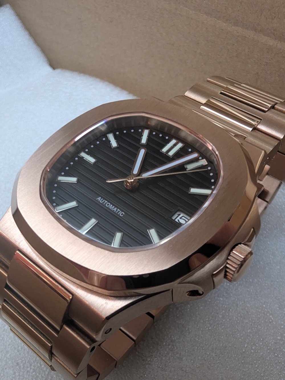 New/Unworn Rose Gold Automatic Men's Bracelet Watch - Black Dial